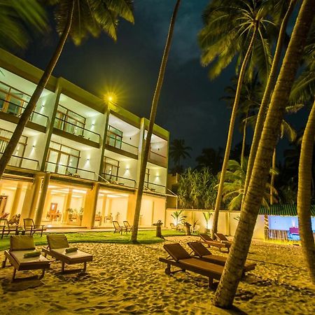 Serendipitaly Ayurveda Boutique Hotel Hikkaduwa Exterior foto