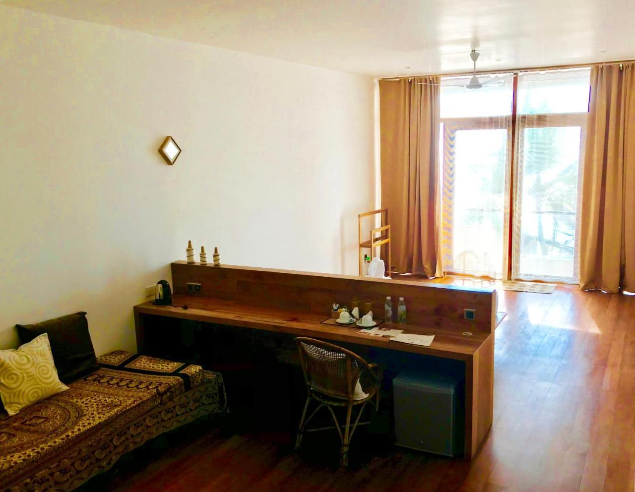 Serendipitaly Ayurveda Boutique Hotel Hikkaduwa Exterior foto